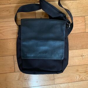 MALU Swiss design brown leather/canvas messenger bag